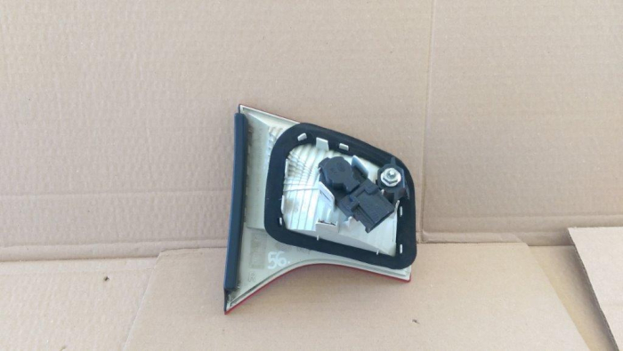 Stop dreapta haion, usa portbagaj Audi A4 B7, 965038-02, sedan, an 2004-2008 [3]