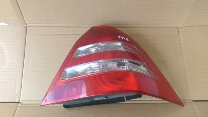 Stop dreapta pentru Mercedes C-Class W203, Sedan [1]