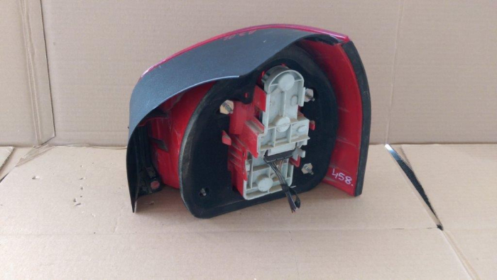 Stop stanga Audi A3 8L, facelift, 8L0945095C, an 2000-2003 [3]