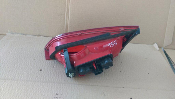 Stop stanga haion, usa portbagaj Audi A4 B8 8K, limuzina, 8K5945093D, an 2007-2015 [3]