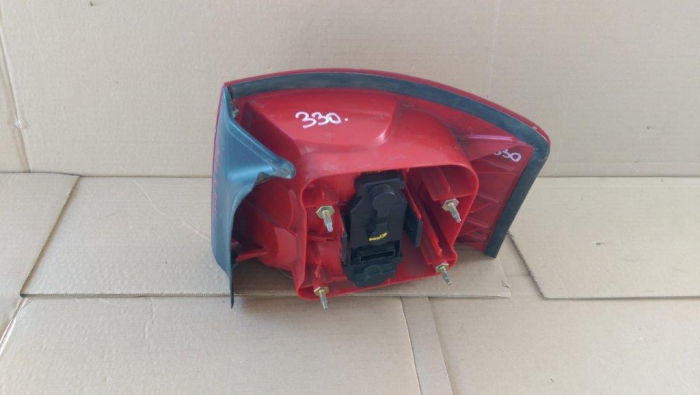 Stop stanga Audi A6 C5, combi, 4B9945095F, an 1997-2004 [3]