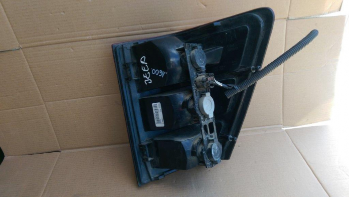 Stop stanga pentru Jeep Grand Cherokee , cod 55156721AG [3]