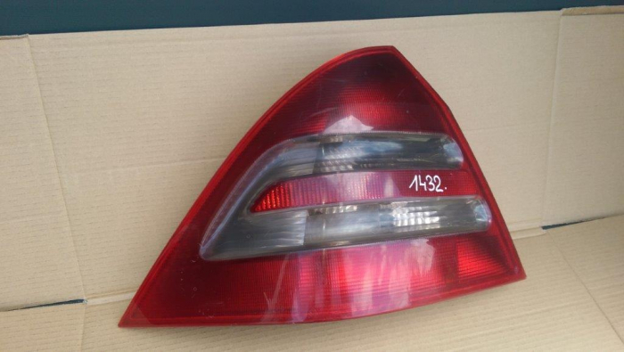 Stop stanga pentru Mercedes C-Class W203 BERLINA [2]