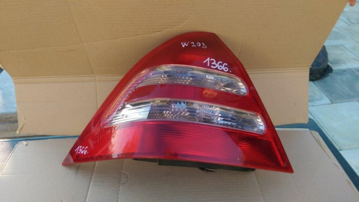 Stop stanga pentru Mercedes C-Class W203, Sedan, cod 2038200164 [2]