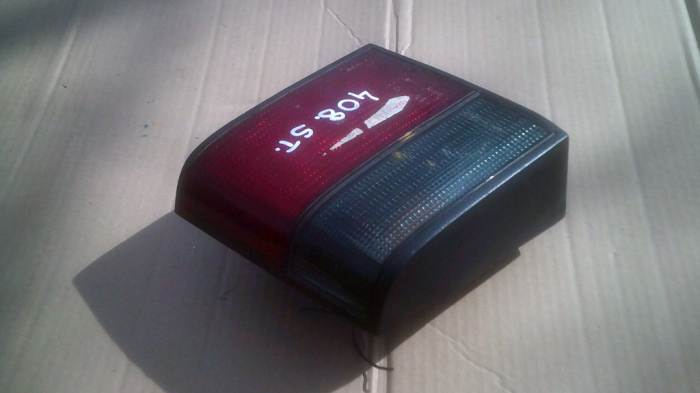 Stop stanga Renault 21, originala 7701034262 , an 1986–1994 [2]