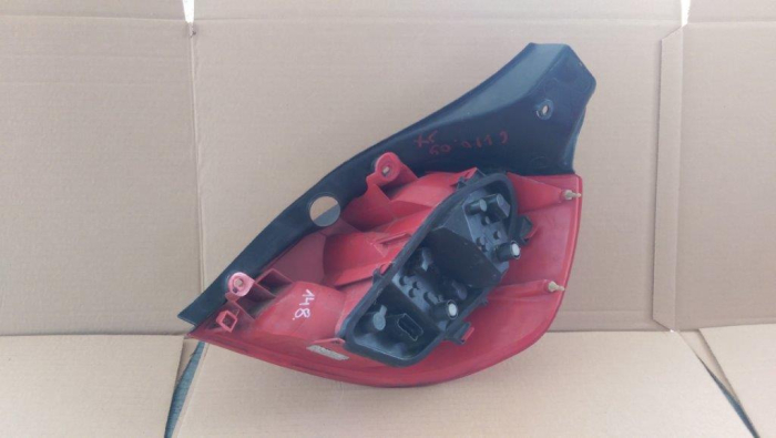 Stop stanga Renault Clio 3, hatchback, 89035079, an 2005-2012 [3]