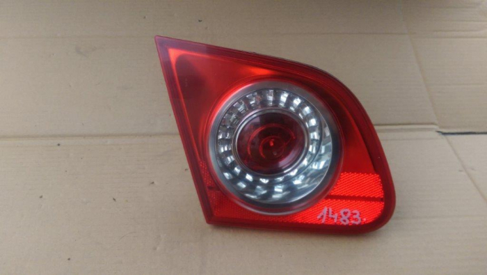 Stop stanga pentru Volkswagen Passat B6, Sedan, cod 3C5945093E [1]