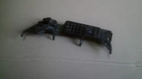 Suport plastic Stanga pentru Audi Q7 4L, cod 4L0858847 [2]