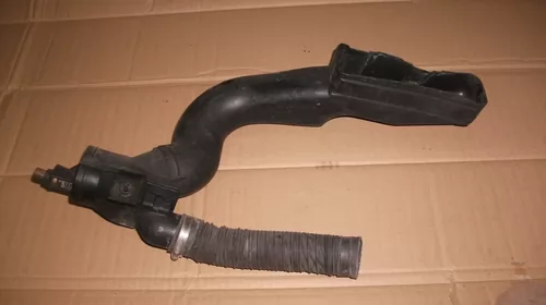 Tubulatura aer pentru Audi A2 , motorizare 1.6 Benzina, cod 8Z0129617B [2]