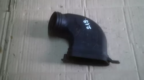 Tubulatura aer pentru Audi A4B7 , motorizare 2.0 Diesel, cod 8E0129604F [2]