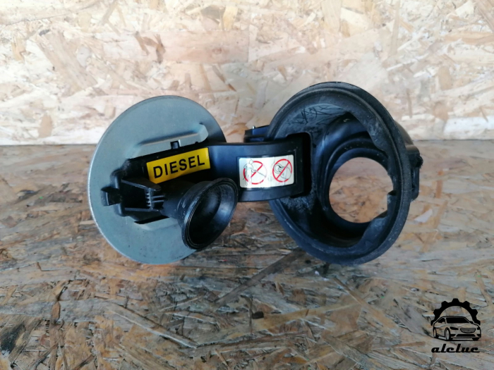 Usa rezervor Citroen C4 Picasso I an 2006-2013, cod 9654052280 [1]