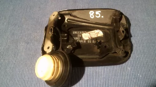 Usa rezervor pentru Nissan Micra K12 [2]