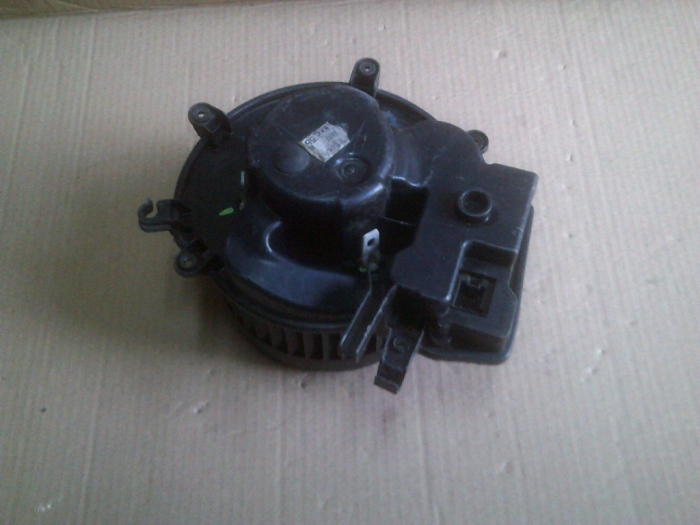 Ventilator aeroterma bord pentru Mercedes C-Class W203, cod BEHR 9400784 [2]
