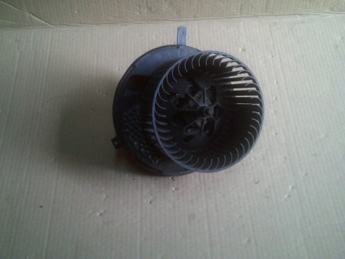 Ventilator aeroterma bord pentru Volkswagen Golf 5, cod 1K1820015C   ,   3C0907521 [3]
