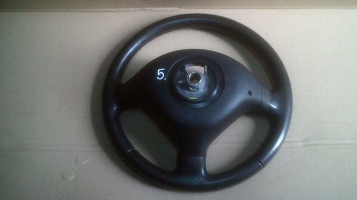 Volan piele pentru Peugeot 307 ,an de fabricatie 2001 - 2008  cod 96345023ZR [2]