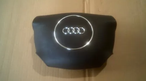 Elemente de interior - Airbag volan pentru Audi A6C5 , cod 8P0880201J