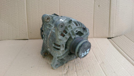 Alternator pentru Volkswagen Passat B5, motorizare 1.9 diesel, cod 028903031   ,   0124515083092 [1]