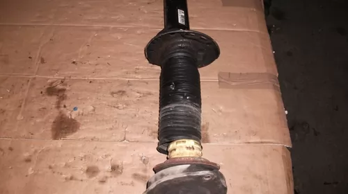 Amortizor Fata Dreapta pentru Volkswagen Passat B6, motorizare 2.0 Diesel, cod 3C0413031N [1]