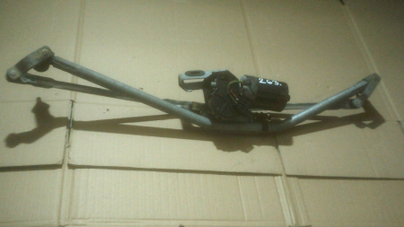 Motoras stergator - Ansamblu stergatoare cu motoras pentru Volkswagen T4 , cod 701955113B   ,   0390241163