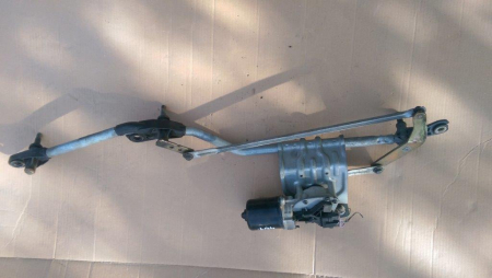 Ansamblu stergatoare fata cu motoras  pentru Renault Scenic 2 , an de fabricatie 2003-2009 [1]