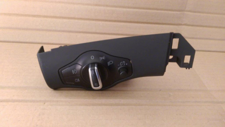 Butoane - Bloc lumini pentru Audi A4 B8, cod 8K0941531AR