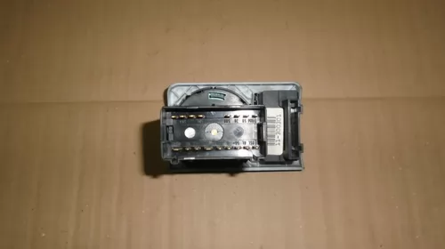 Bloc lumini pentru Audi A6C5 , cod 4B2941531F [2]