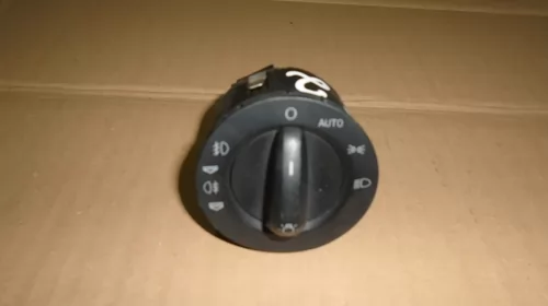 Electrica si electronica auto - Bloc lumini pentru Audi A6C6 , cod 4F2941531D
