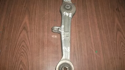Brate si bascule - Brat Fata Stanga / Dreapta pentru Audi A6C5 , Allroad, cod 4Z7407151