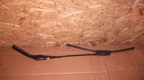 Sistem curatare parbriz - Brat stergator Fata Dreapta pentru BMW Seria 1 E87, cod 7169972