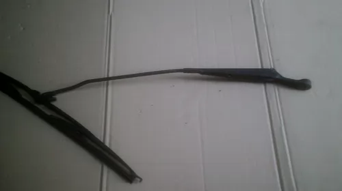 Brat stergator Fata Dreapta pentru Volkswagen Passat B5, cod 3B1955410 [1]