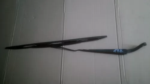 Sistem curatare parbriz - Brat stergator Fata Stanga pentru Volvo S60 I, cod 8624266