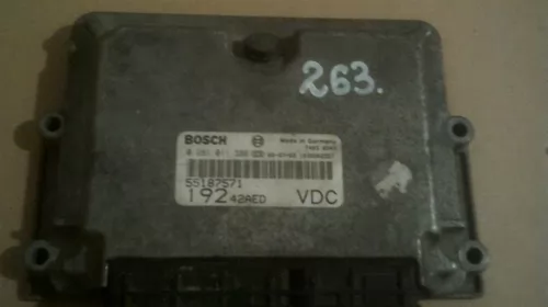 Module si calculatoare - Calculator motor pentru Fiat Stilo , motorizare 1.9 Diesel, cod 55187571 ,  0281011398