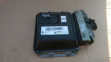 Calculator motor pentru Opel Astra J, motorizare 1.7 diesel, cod 55579893   ,   MB275700-1011 [2]