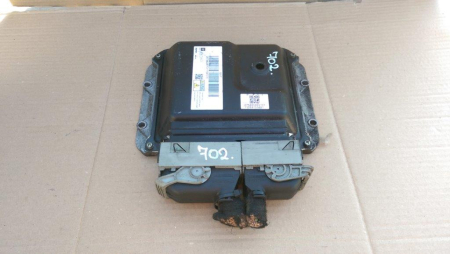 Module si calculatoare - Calculator motor pentru Opel Astra J, motorizare 1.7 diesel, cod 55579893   ,   MB275700-1011