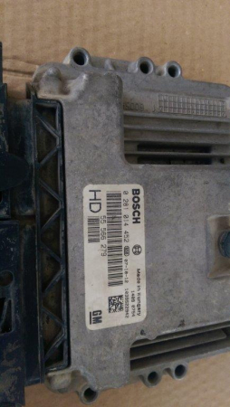 Calculator motor pentru Opel Zafira B, motorizare 1.9 diesel, cod 55566279   ,   0281014452 [1]