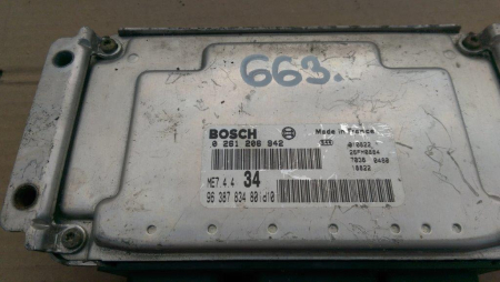 Calculator motor pentru Peugeot 206 , motorizare 1.1 benzina, cod 9645989480   ,   9655756880 [1]