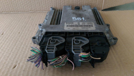 Calculator motor pentru Renault Espace , motorizare 2.0 diesel, cod 8200560320   ,   8200773853 [2]