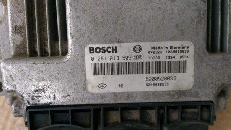 Calculator motor pentru Renault Laguna 2, motorizare 2.0 diesel, cod 8200520036   ,   0281013505 [1]