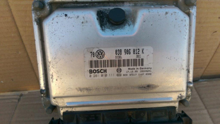 Calculator motor ECU VW Golf 4 , an 1997-2003 , motor 1.9 tdi AGR , cod 038906012K , 0281010111 [1]