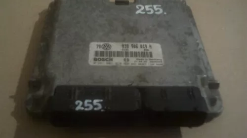 Calculator motor pentru Volkswagen Golf 4, motorizare 1.9 Diesel, cod 038906019H , 0281001910 [1]