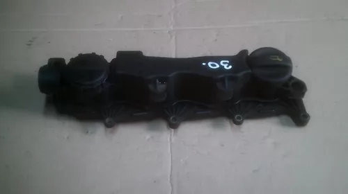 Capac culbutori pentru Peugeot 307 , motorizare 1.6 Diesel, cod 9651815680 [2]