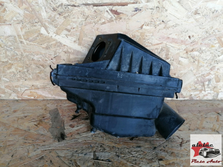 Piese motor - Carcasa filtru aer Nissan X-Trail T30 2.2 diesel an 2000-2006, cod 16500-8H301