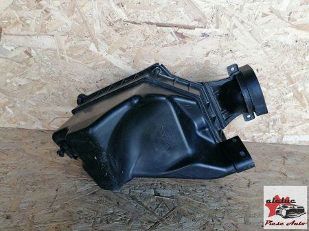 Piese motor - Carcasa filtru aer Volvo S40 II 2.4 diesel an 2004-2012, cod 30792181