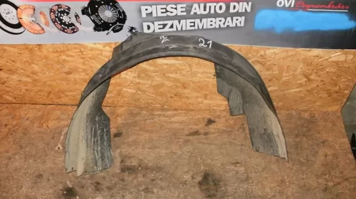 Bandouri si ornamente exterioare - Carenaj Fata Dreapta pentru Audi A6C5 , Allroad, cod 4Z7821172A
