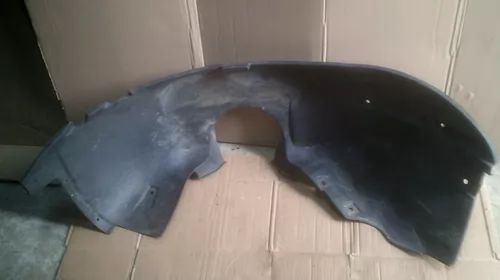 Carenaj Fata Stanga pentru Ford Escort , cod 95AG-A16115-AD [1]