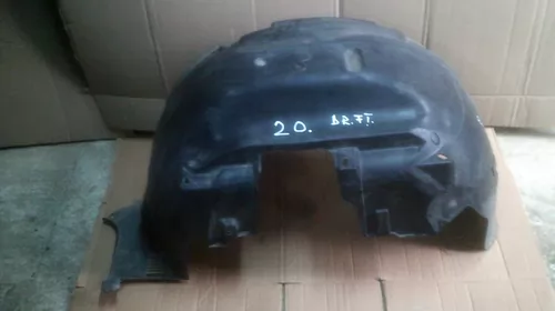 Bandouri si ornamente exterioare - Carenaj Fata Stanga pentru Kia Sorento BL, cod 86812-3E010