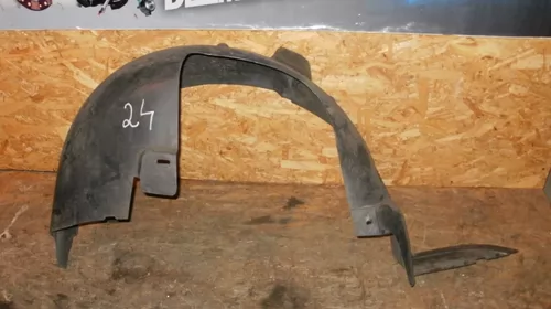 Bandouri si ornamente exterioare - Carenaj Spate Dreapta pentru Peugeot 307 , cod 9634077580