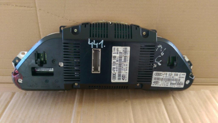 Ceasuri de bord pentru Audi A6 C6, cod 4F0920900S [2]