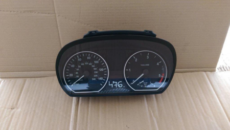 Ceas Bord - Ceasuri de bord pentru BMW Seria 1 E87, cod 1041568