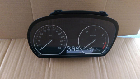 Ceas Bord - Ceasuri de bord pentru BMW Seria 1 E87, cod 1041568